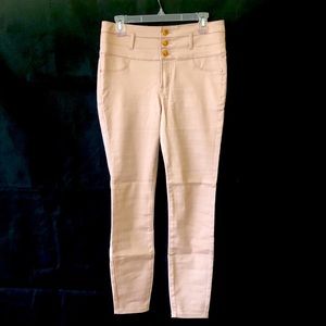 Refuge Size 8 High Waist Jeans